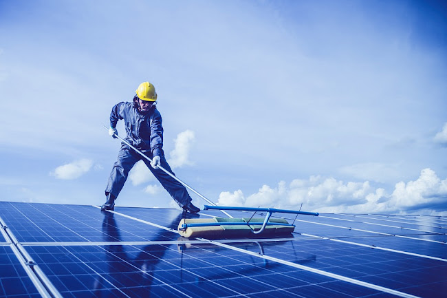 how to clean solar panels how to clean solar panels
