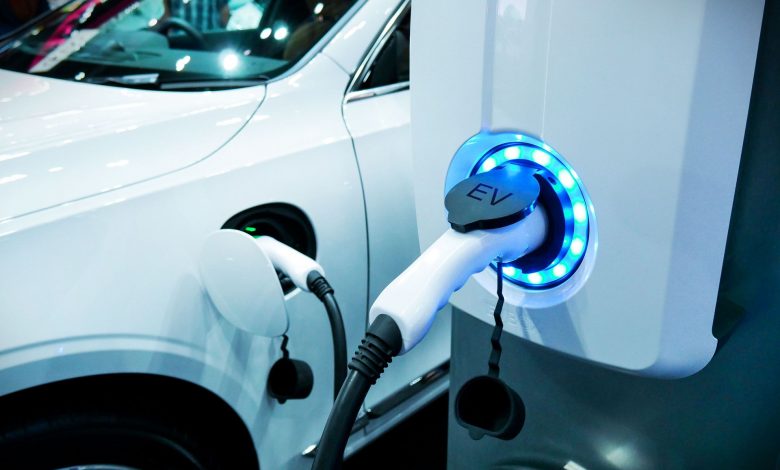 3 Reasons to Get a Residential Electric Vehicle Charging Station 3 Reasons to Get a Residential Electric Vehicle Charging Station