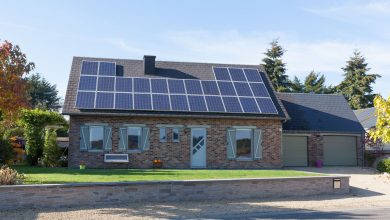 Why Choose Professional Solar Services Over DIY?